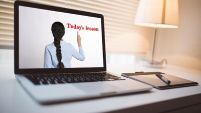 online english lesson video call laptop